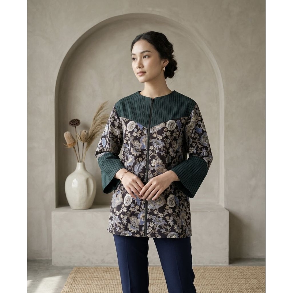 Batik Dewi Kunthi — Tunik Batik Kombinasi Lurik