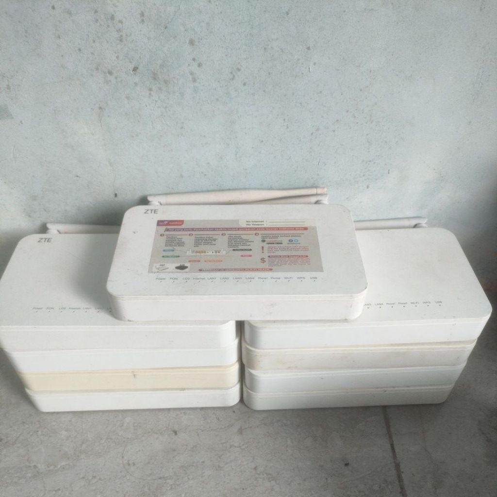 9 UNIT ROUTER F609 (8 F609 V3 + 1 F609 V9)