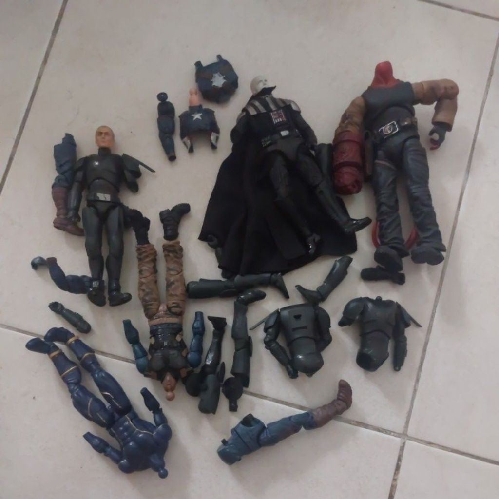 mainan action figure campur junk junkus tale all