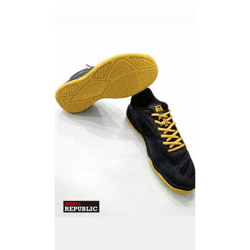 Sepatu Badminton RS SUPER SERIES 637 Hitam Kuning / Sepatu Badminton RS
