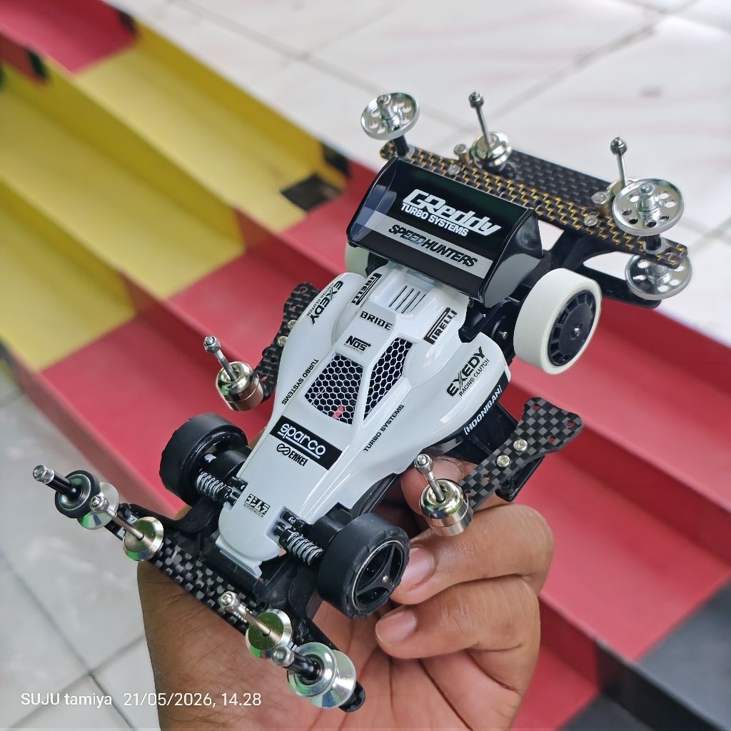 TAMIYA Damper style Super Astute JR Repaint  Super 2 Carbon RTR