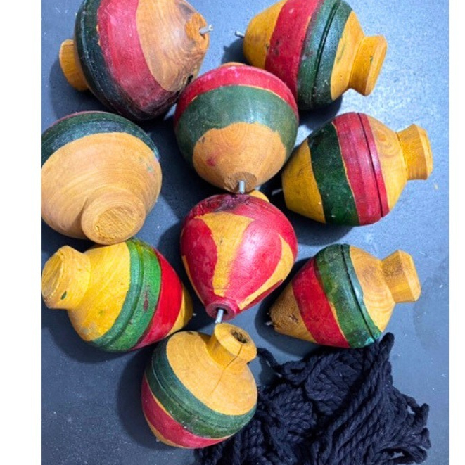 Gasing Kayu Mainan Tradisional / Mainan Tradisional Gasing Kayu Kekehan / Mainan Jadul