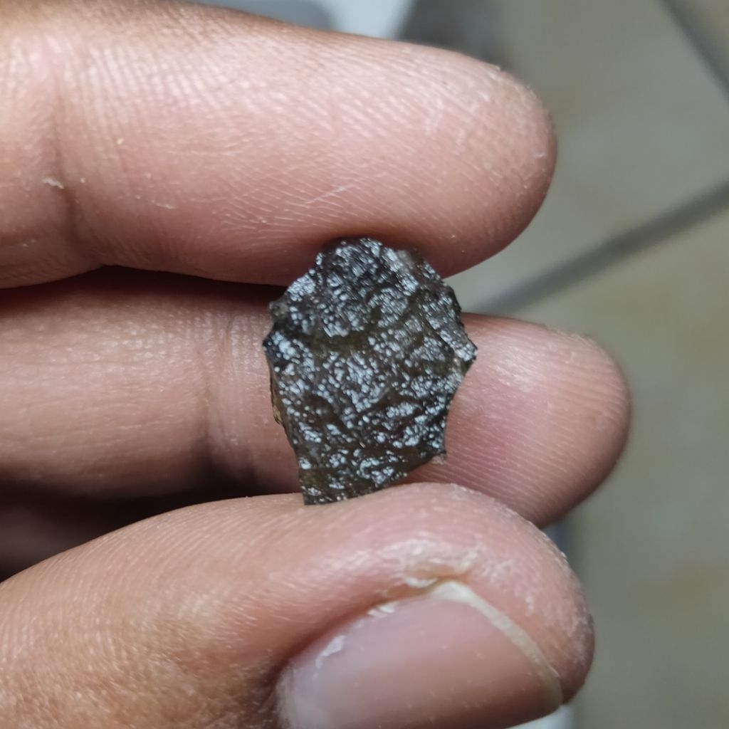 3,4CT  NATURAL BATU METEOR MOLDAVITE ORIGINAL CZECH