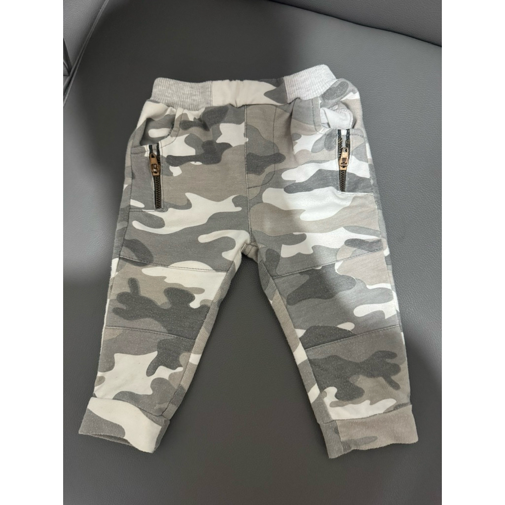 Preloved Celana Tentara