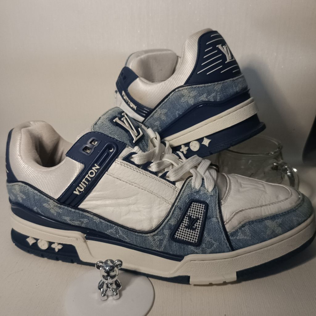 sepatu Louis Vuitton LV Trainer Denim