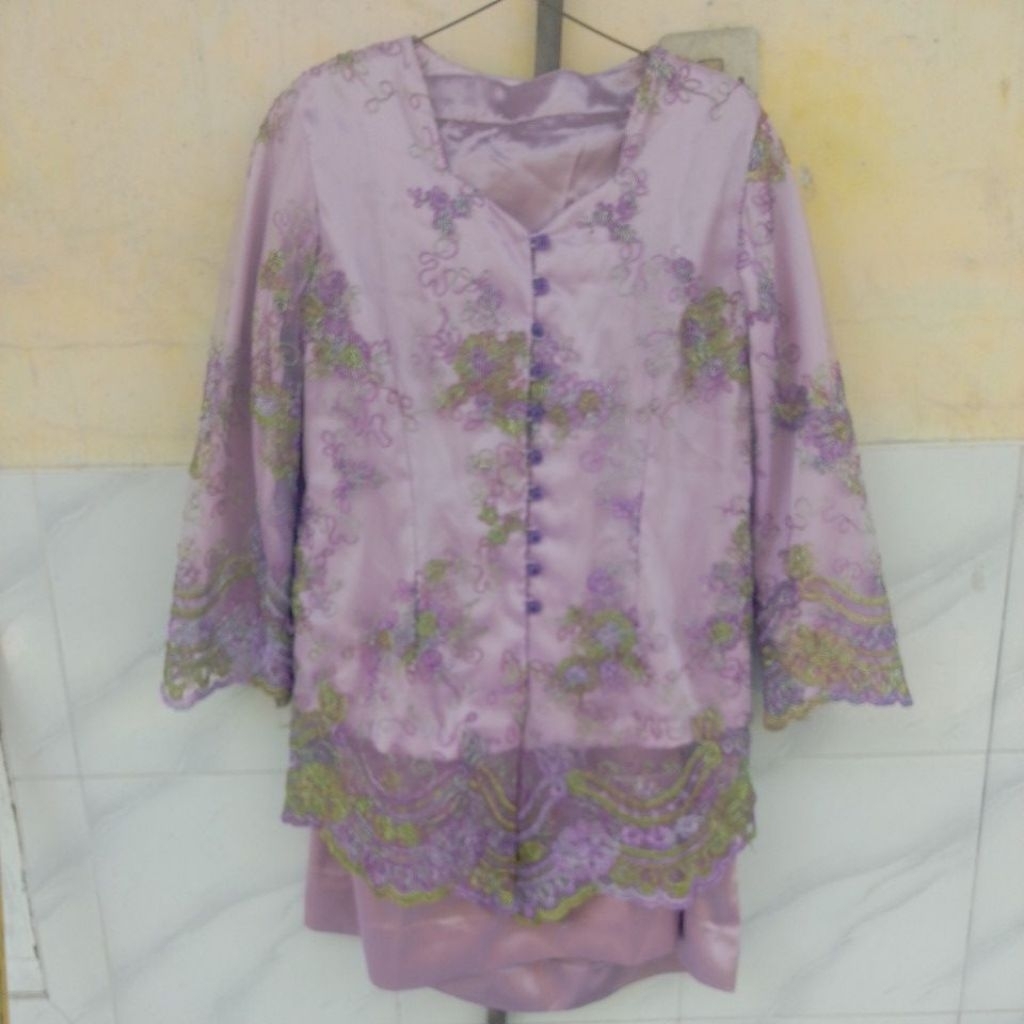 preloved set kebaya ungu lavender
