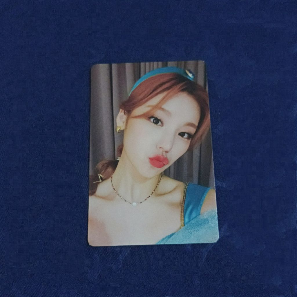 ITZY  — Yeji Jasmine No Bad Days May PC