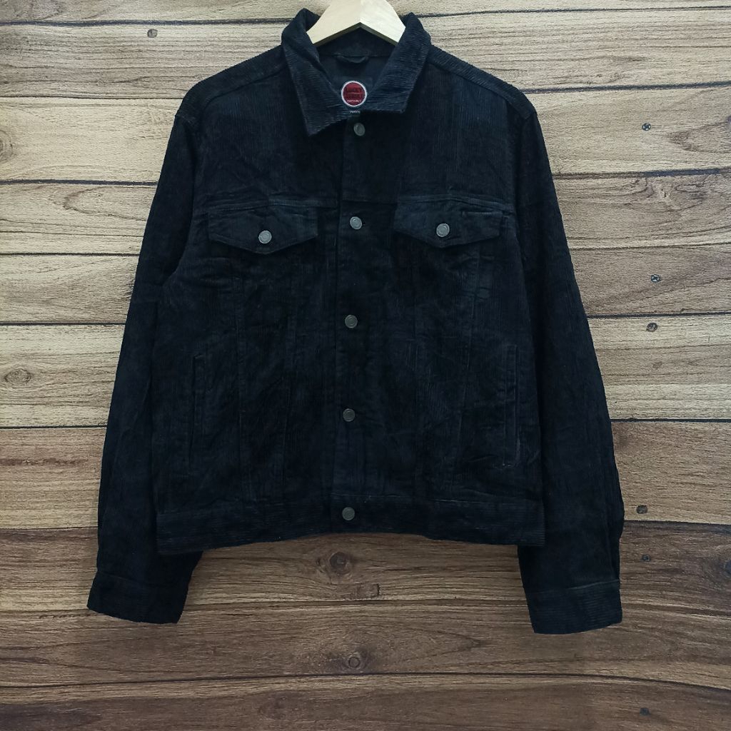 JAKET CORDUROY LUCKY STRIKE