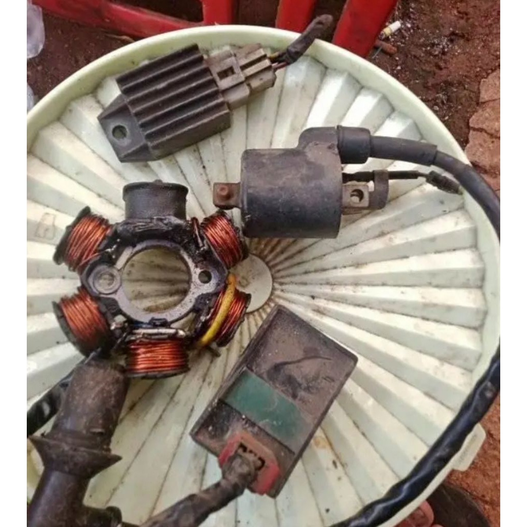ECU cdi honda supra lama & revo grend legenda astrea prima asli original masih bagus satu set