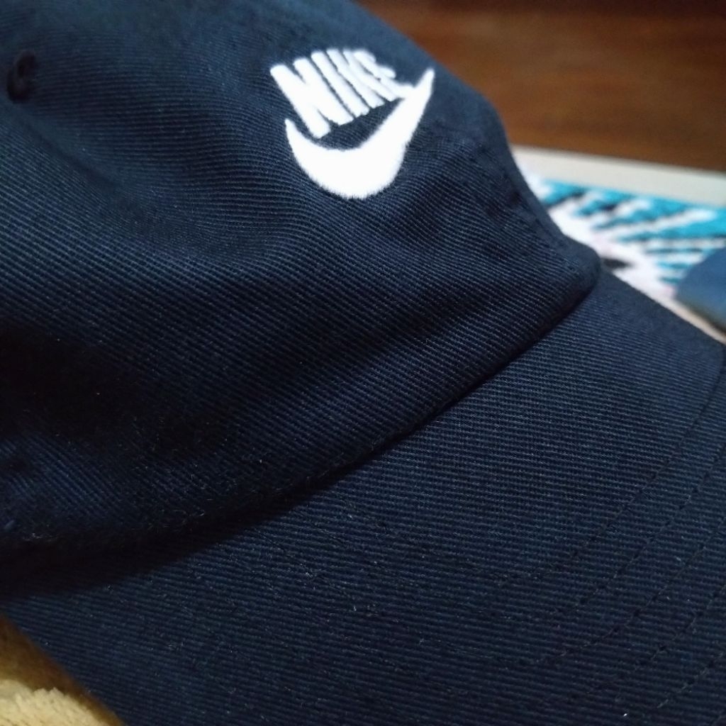 Topi Nike Futura Heritage Logo Club Cap Dark Navy/Biru Dongker Gelap M/L