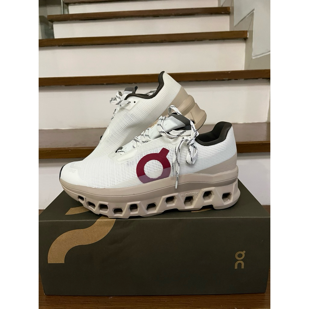 On Cloud Monster