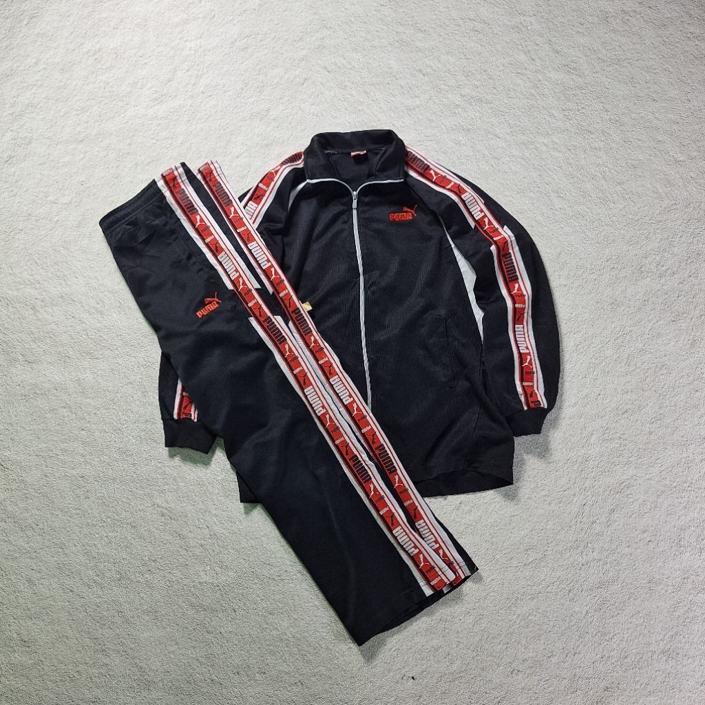 One Set Tracktop & Trackpants Puma Tapped Big Logo Preloved