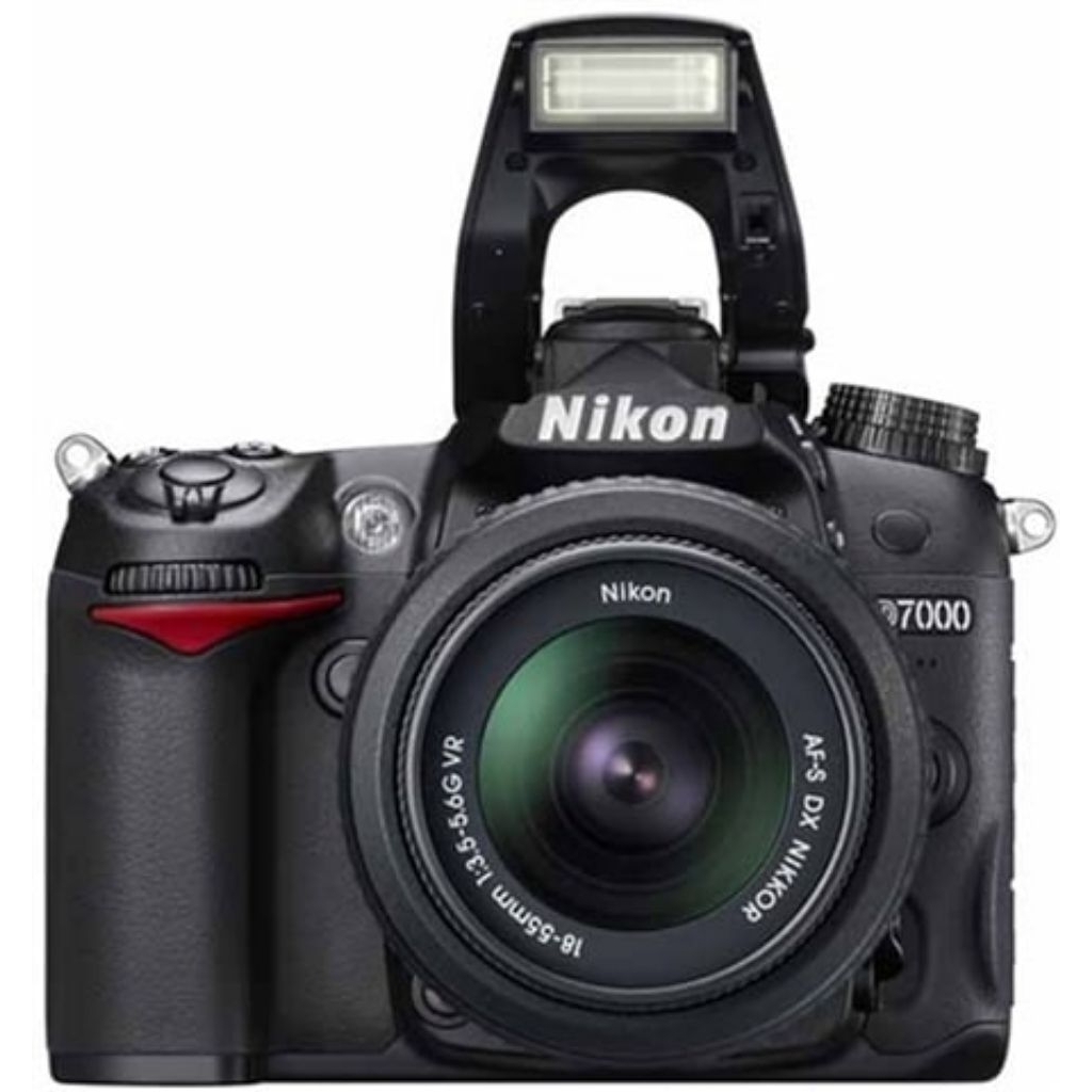 KAMERA NIKON D7000 + LENSA KIT 18-55MM VR