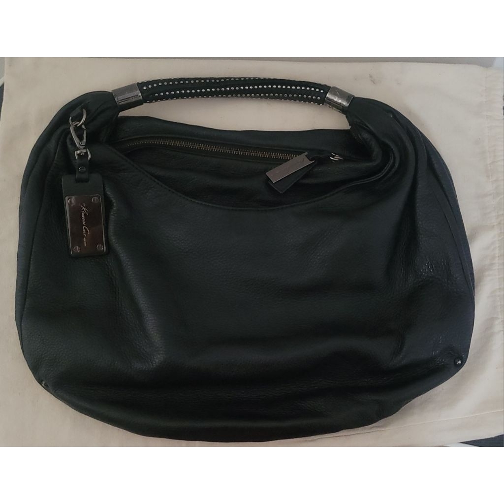 Kenneth Cole New York Hobo Bag in Black