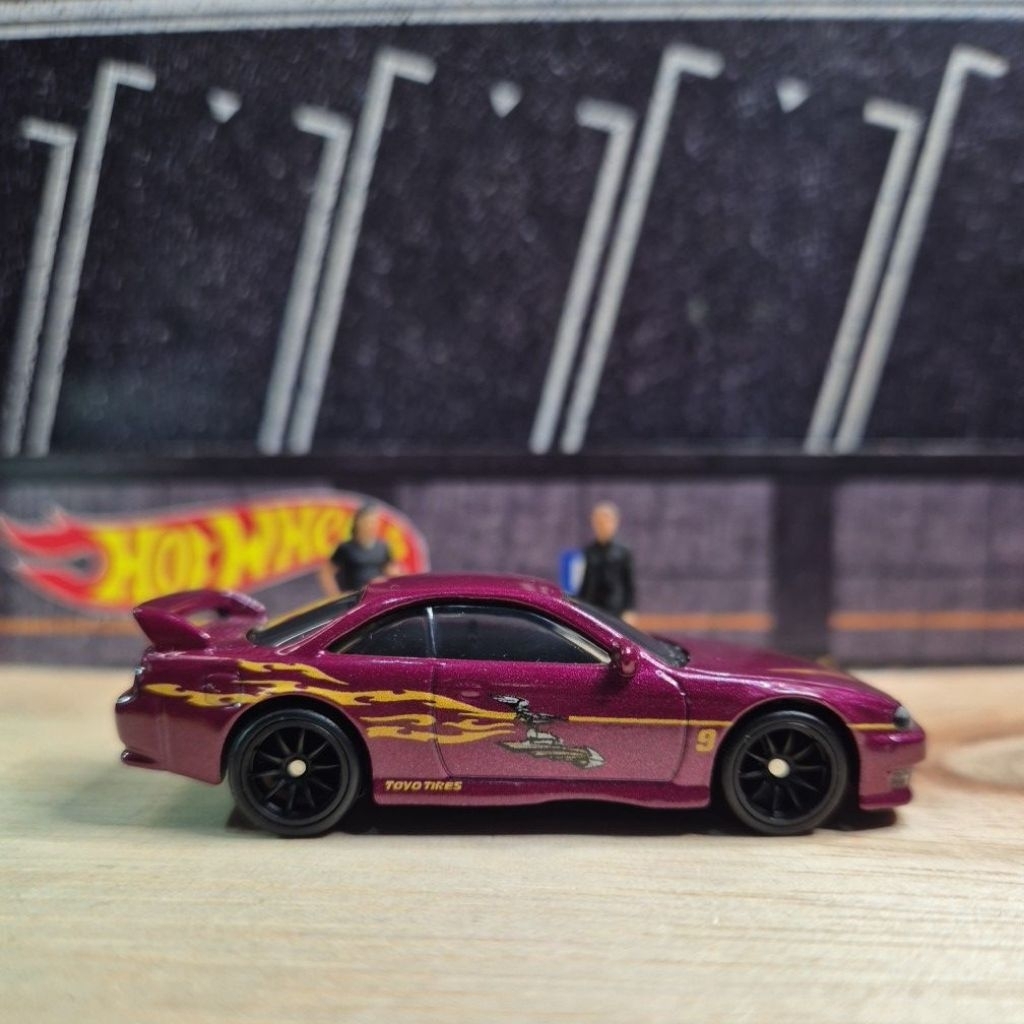 HOT WHEELS PREMIUM FAST AND FURIOUS NISSAN SILVIA S14