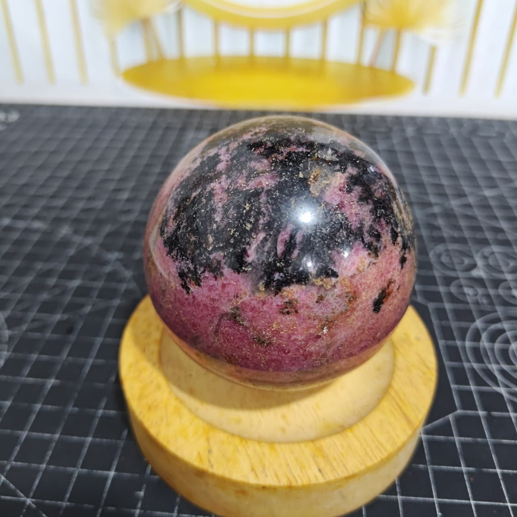 Natural Batu Rhodonite Sphere (2) Asli Batu Alam