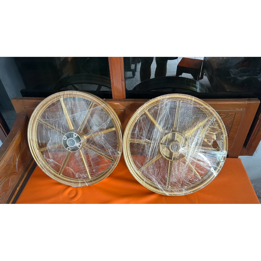 velg racing boy RCB palang 8 buat yamaha jupiter fizr