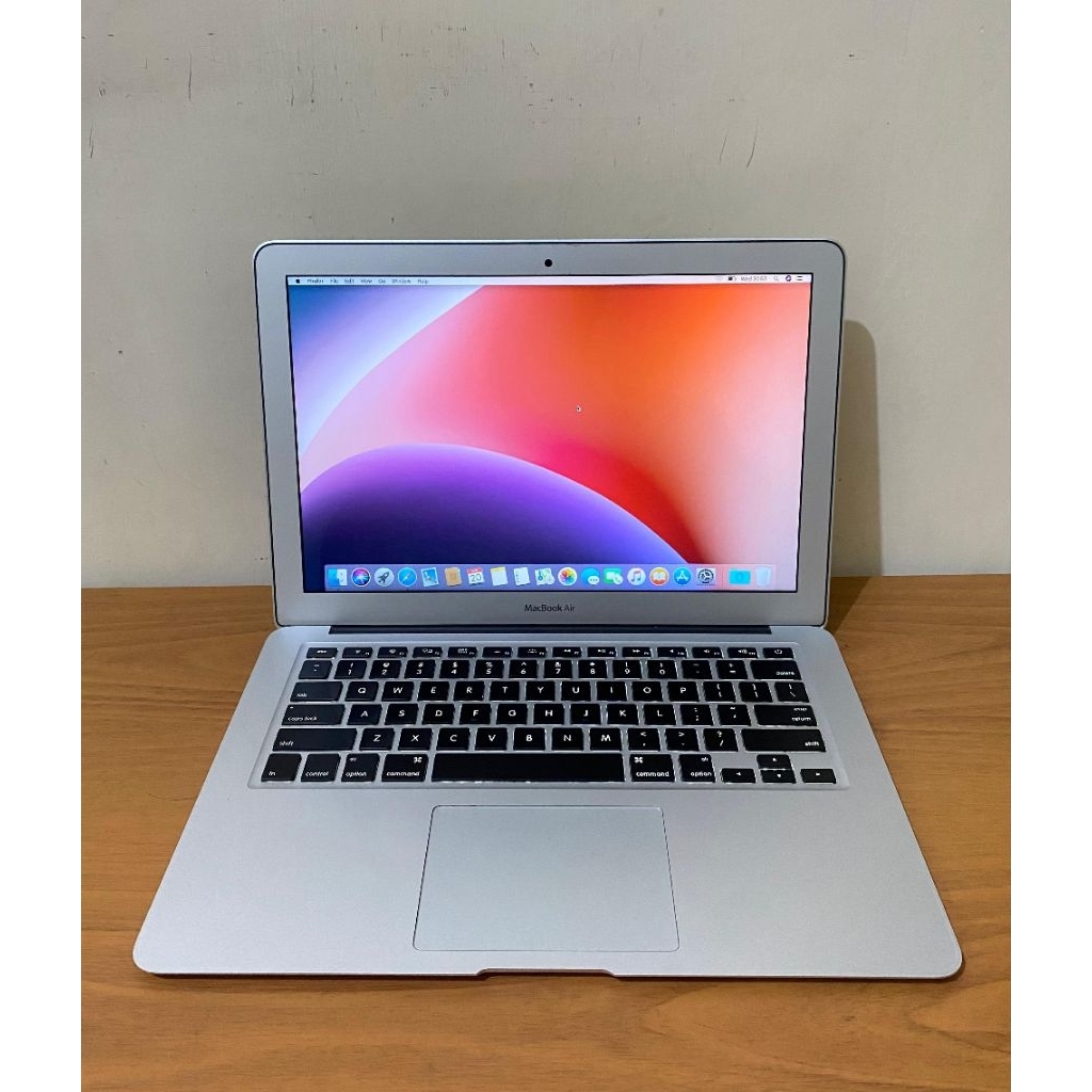 Macbook Air 2017 Core i5 8Gb 256Gb