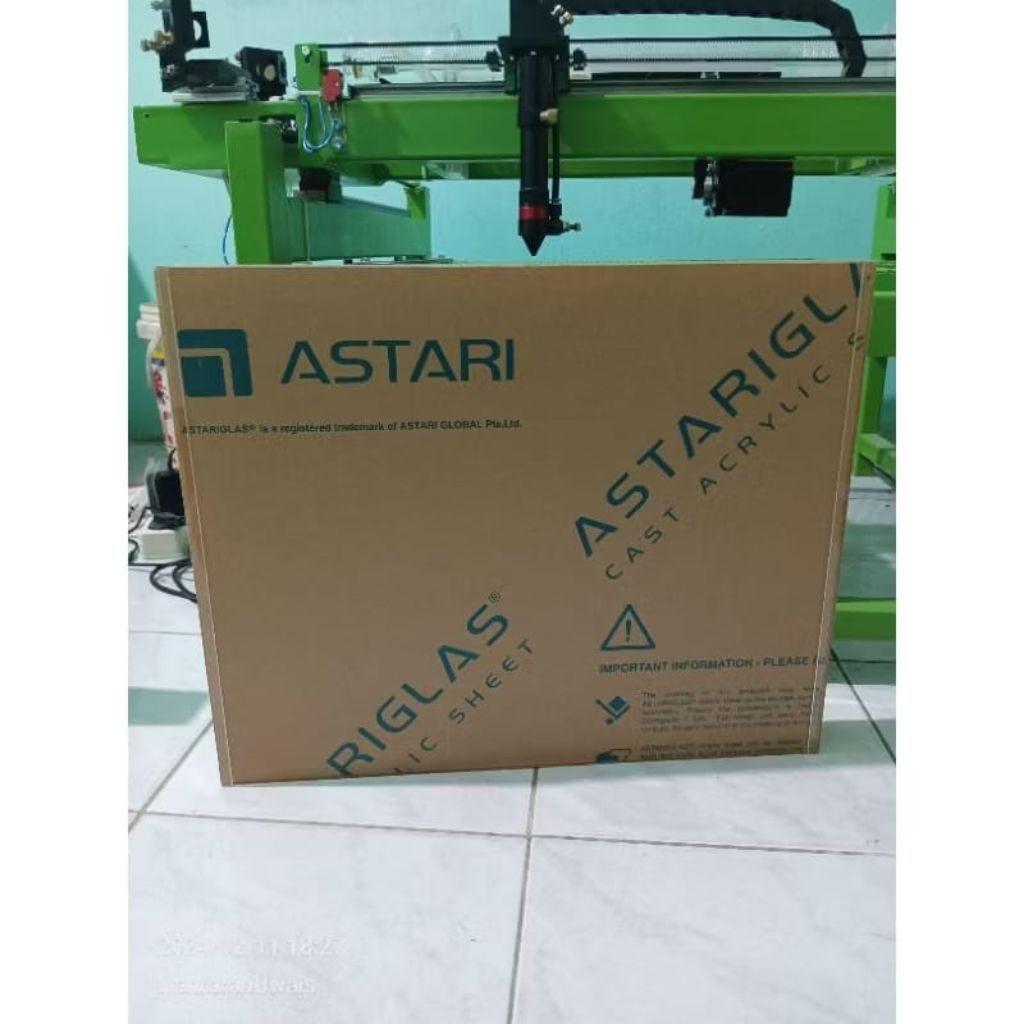 Frame akrilik 30x40