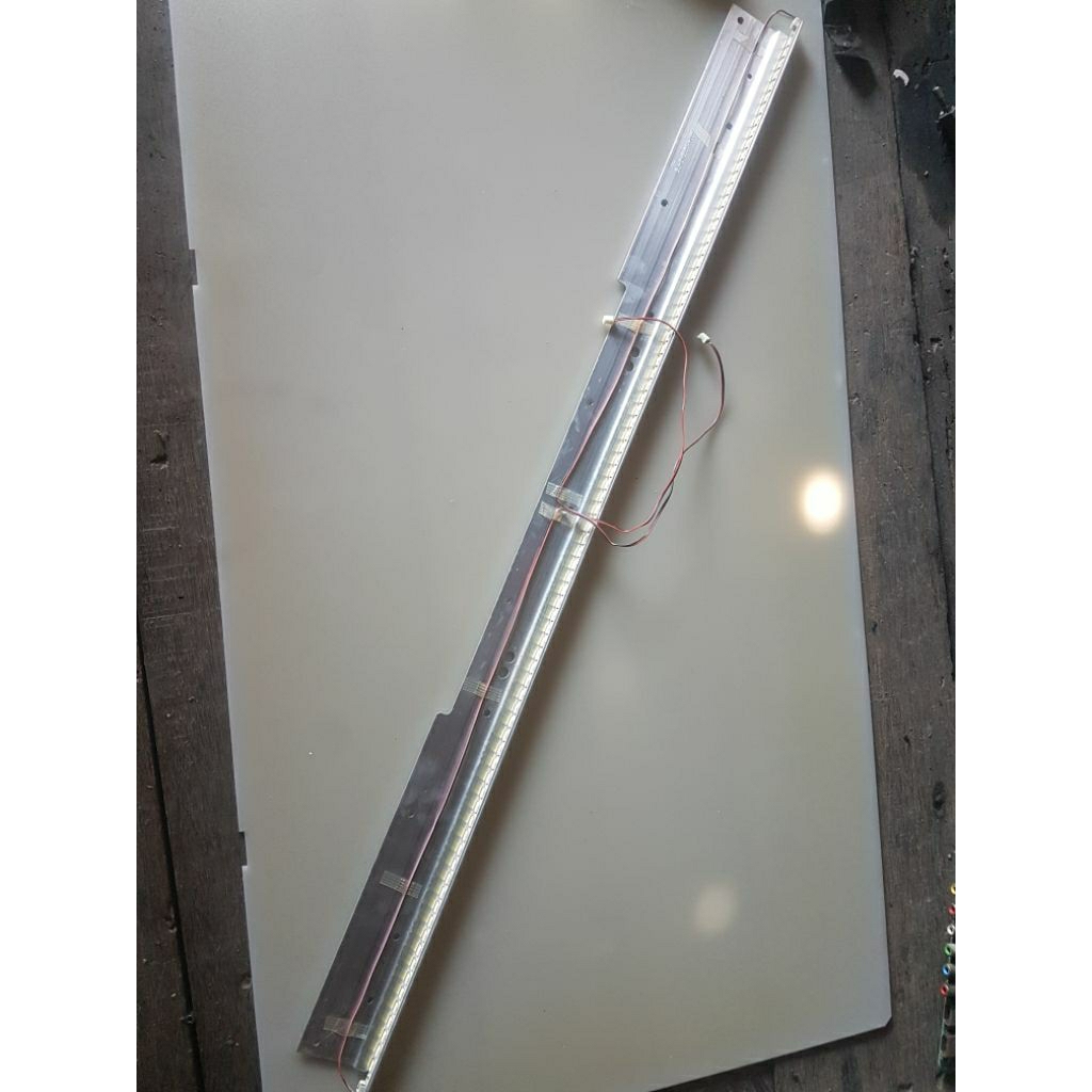 BL BACKLIGHT TV SHARP LCD LC-32LE430M BEKAS NORMAL