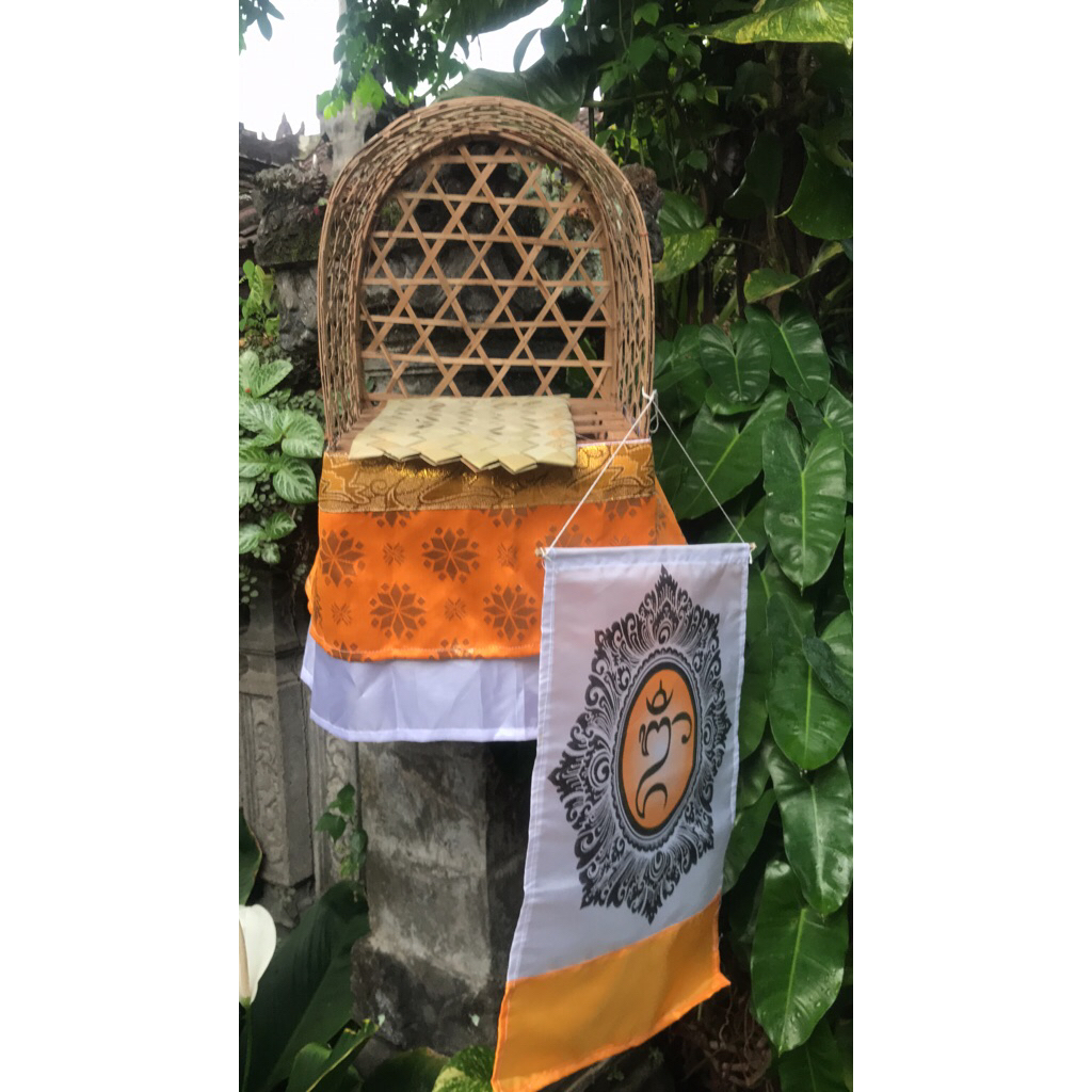 Toko Jenar - PROMO Paket Sanggah Penjor Galungan, Set Wastra Sanggah, Ongkara dan Tikeh Sanggah