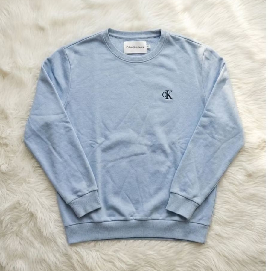 Preloved Sweater Calvin Klein