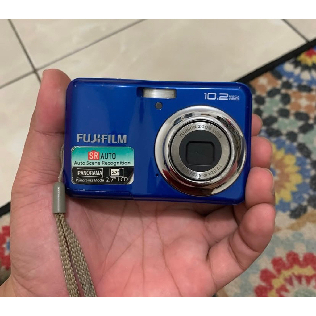 digicam fujifilm finepix av250