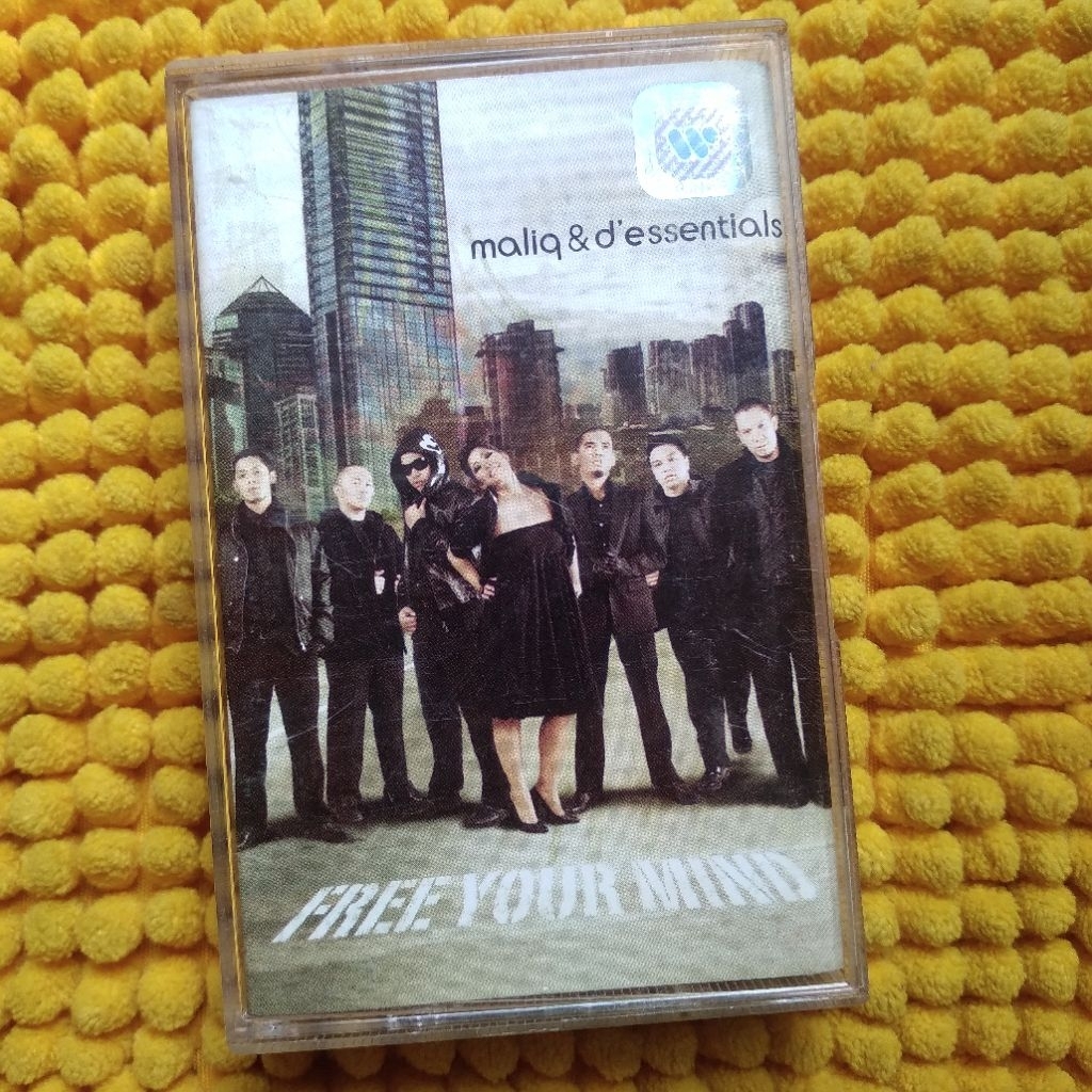 KASET PITA MALIQ & D'ESSENTIALS - FREE YOUR MIND