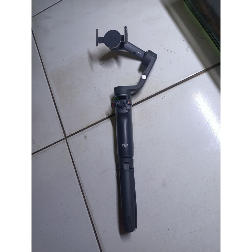 gimbal dji osmo mobile 6