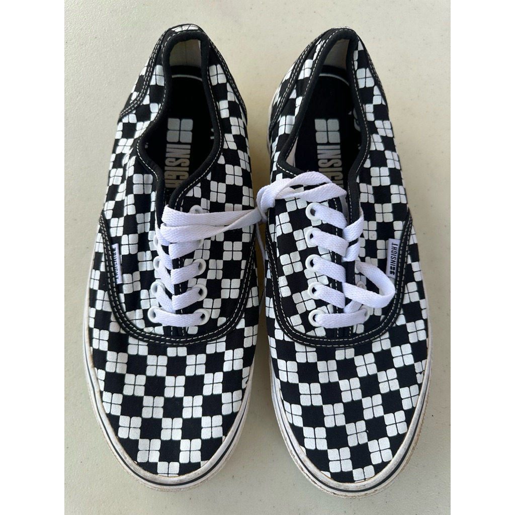 SEPATU INSIGHT CUCI GUDANG NO BOX SIZE 43