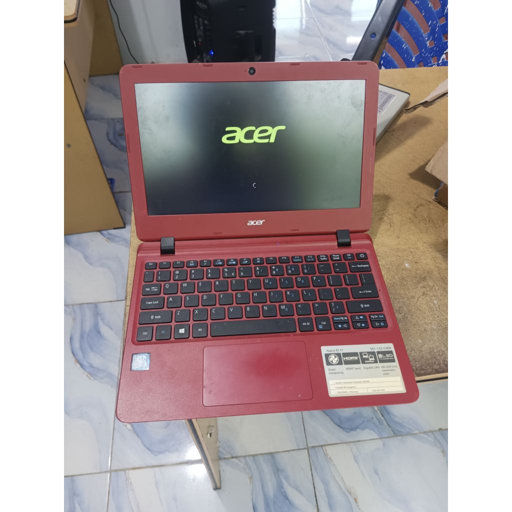 Notebook Acer 11 inci