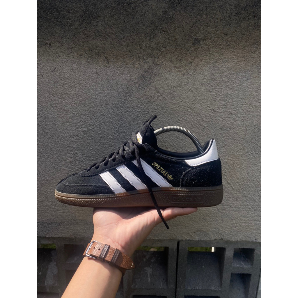 adidas spezial black white