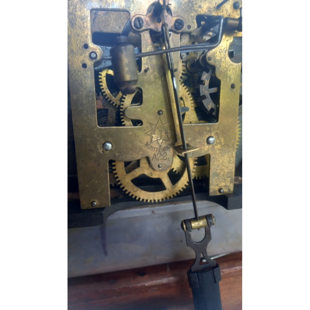 Jam kuno part  mesin JUNGHANS WURRTEMBERG A22