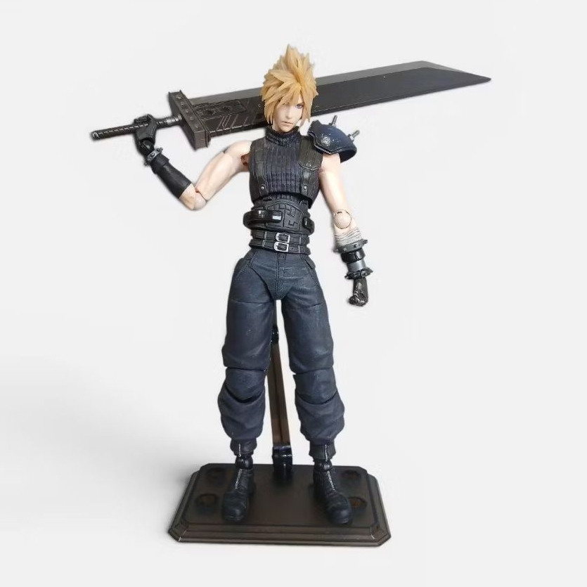 Play Arts Final Fantasy 7 Remake Cloud Strife