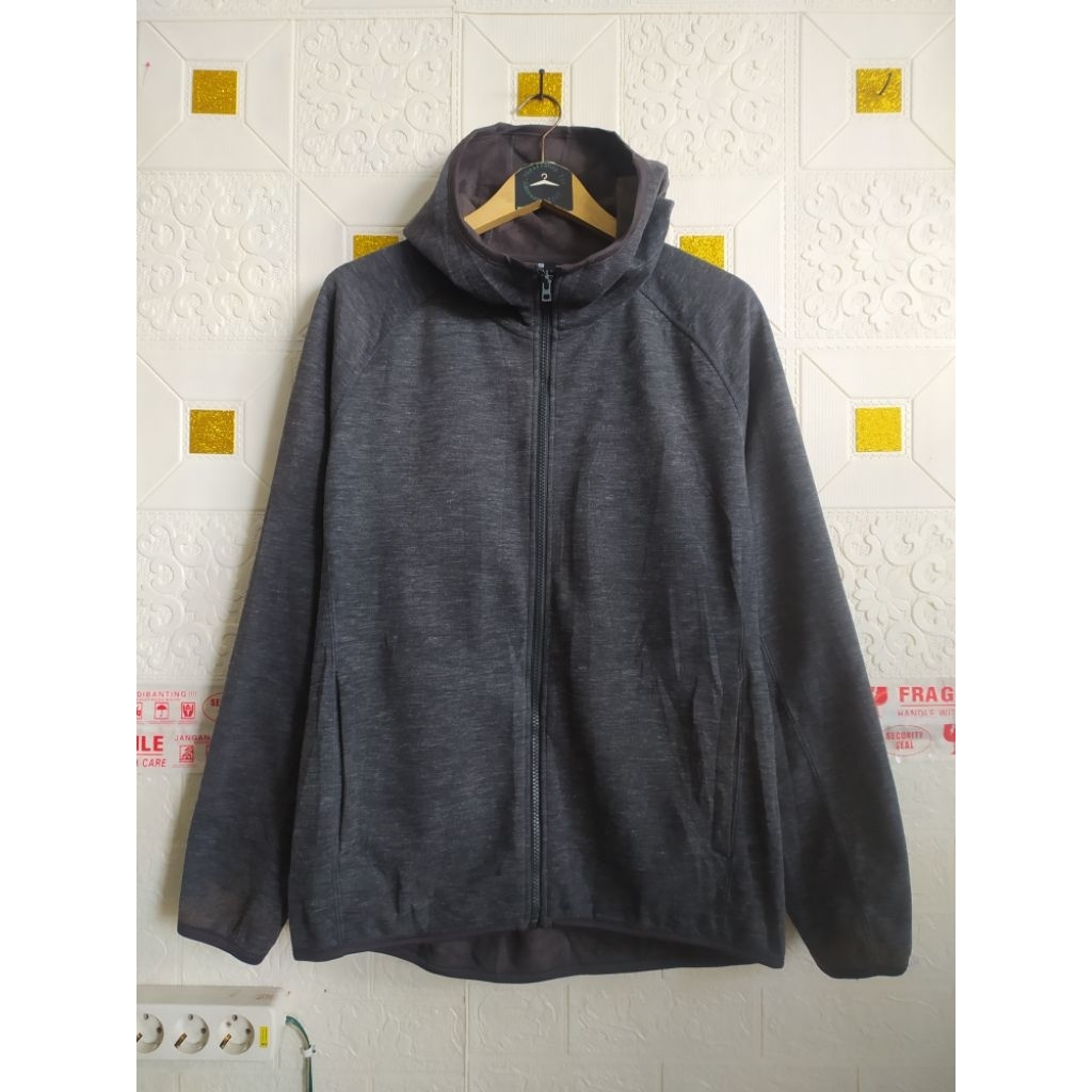 jaket UNIQLo fleece tech