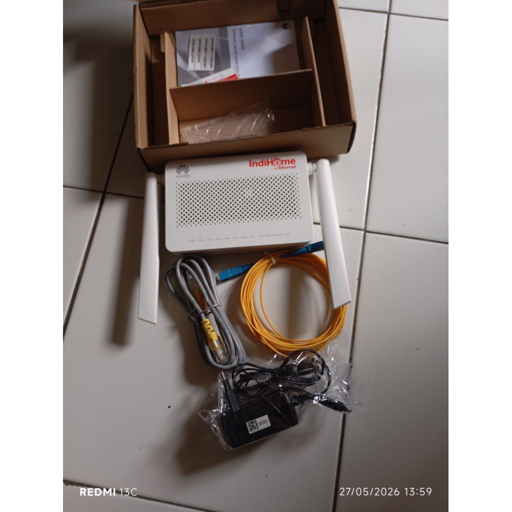 Router wifi/modem merk huawei indihome