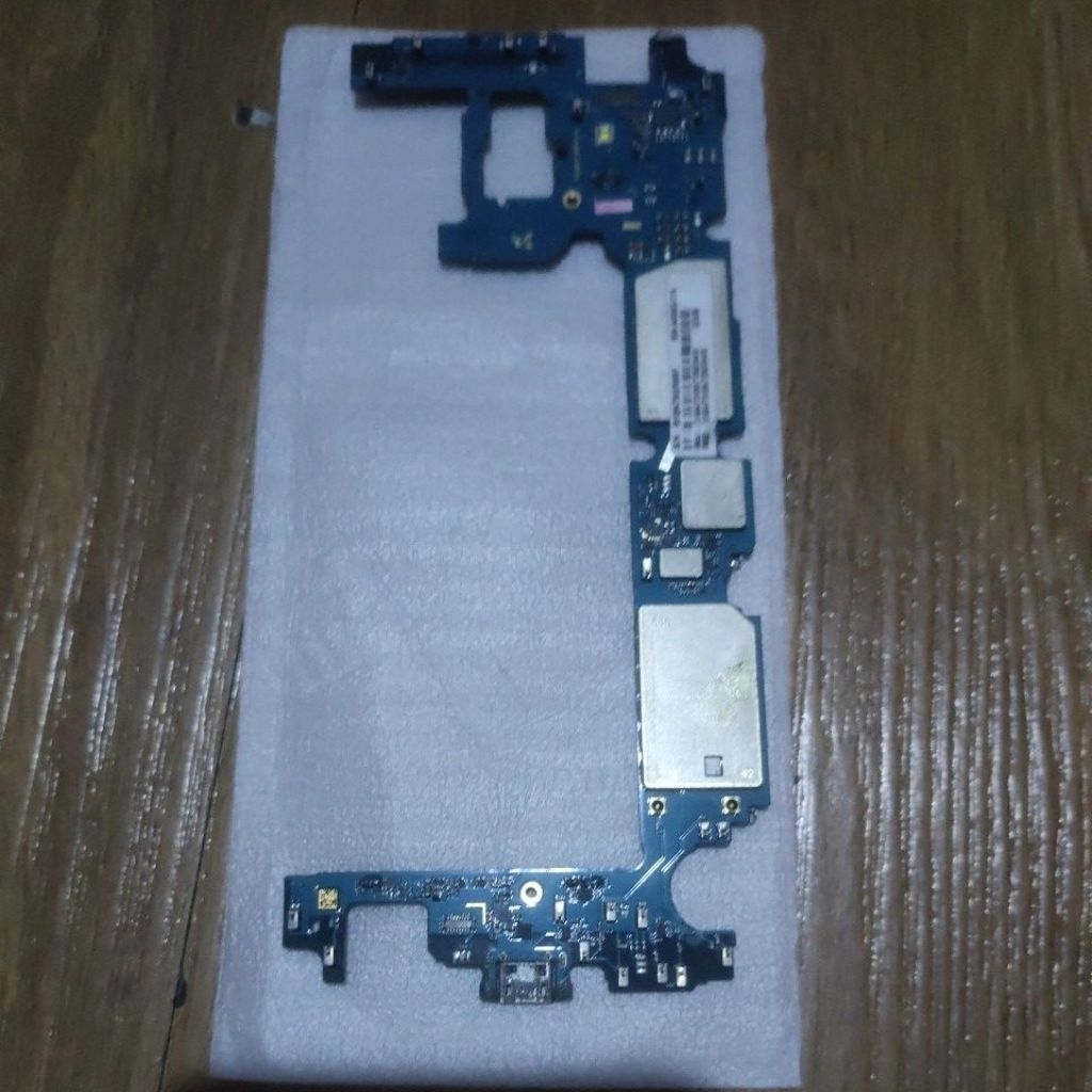 Mesin Samsung A6 plus garansi hidup normal. Baca deskripsi.