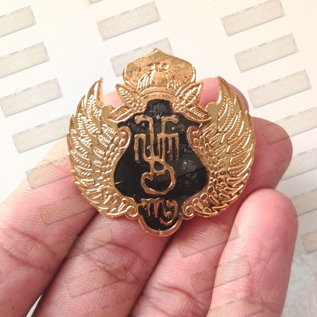 Aksesoris Busana Bross Pin Beskap Logo Keraton Yogyakarta