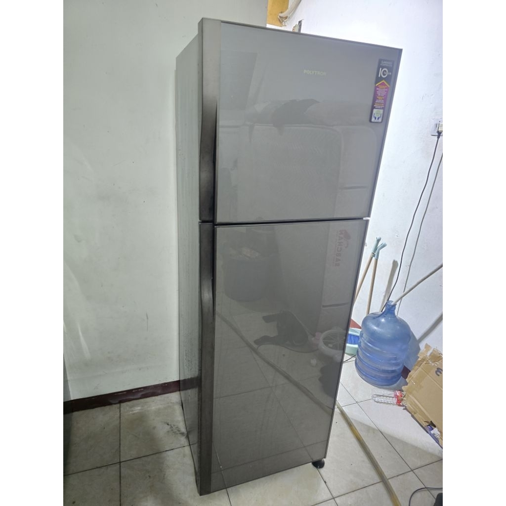 kulkas 2 pintu polytron belleza 3