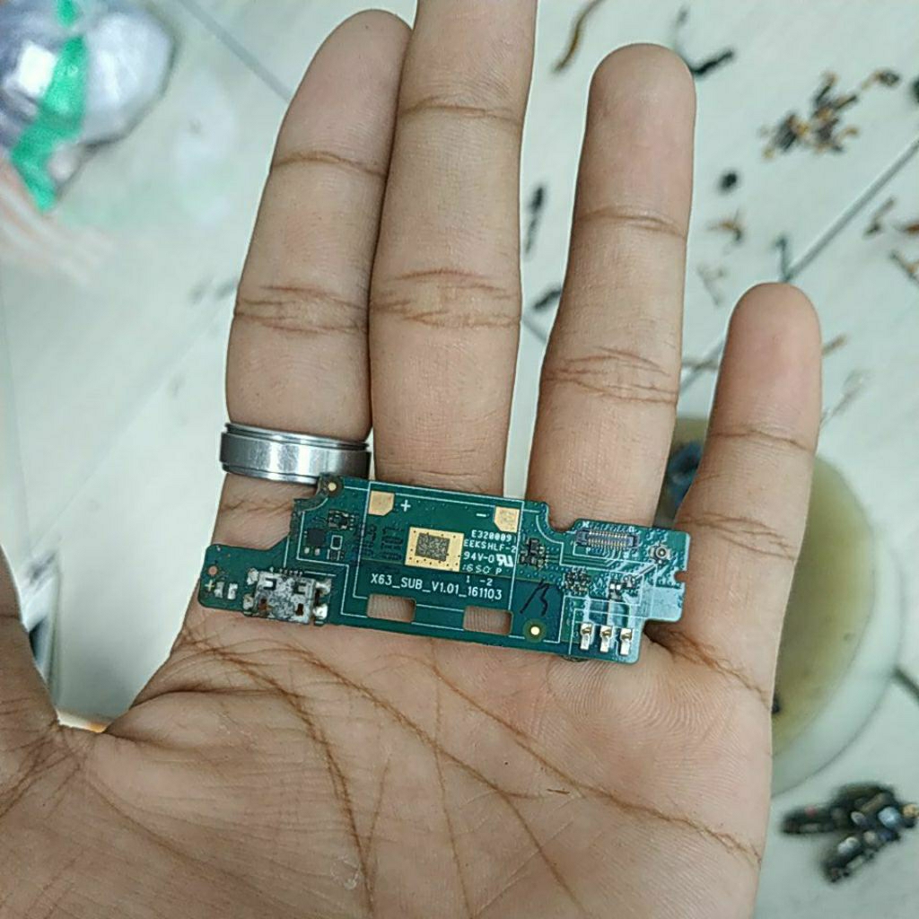 board cas bekas Andromax L (B26D2H)