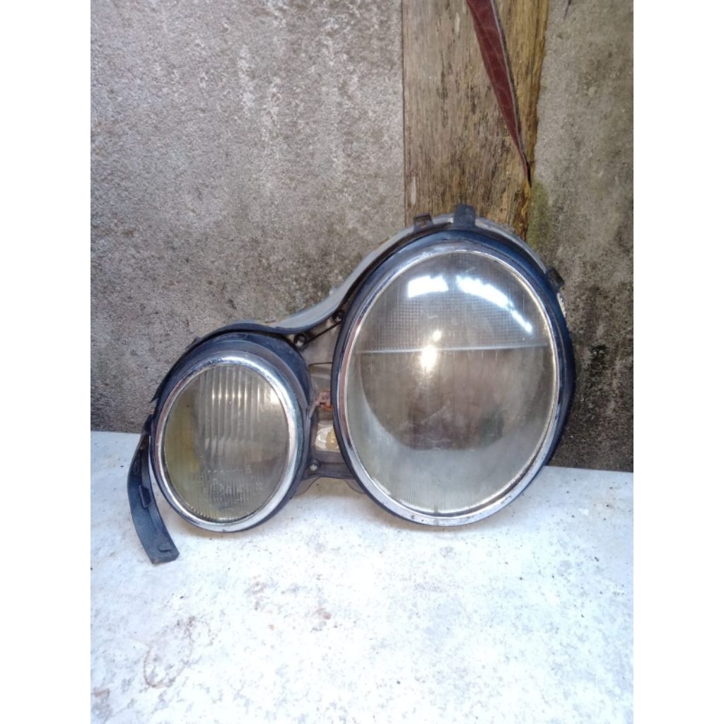 Mika Headlamp Lampu Depan Kiri Mercy Mercedes Benz w210 Original Hella