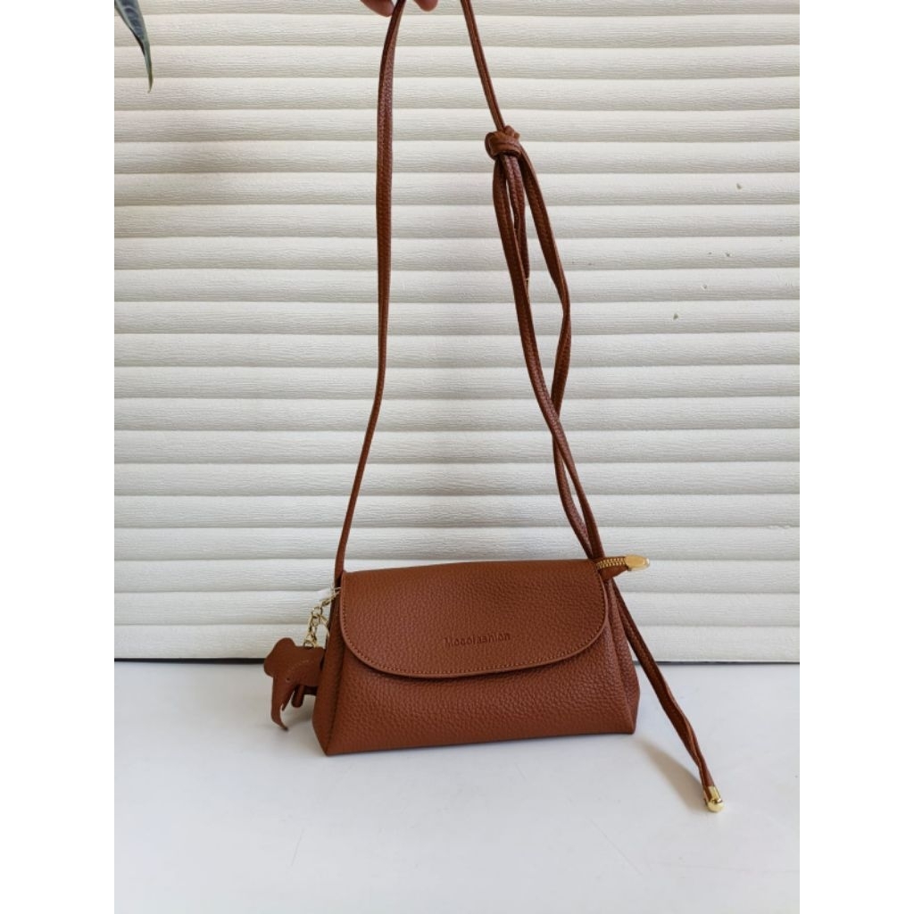 [Preloved] Moco Ella Bag, Sling Bag