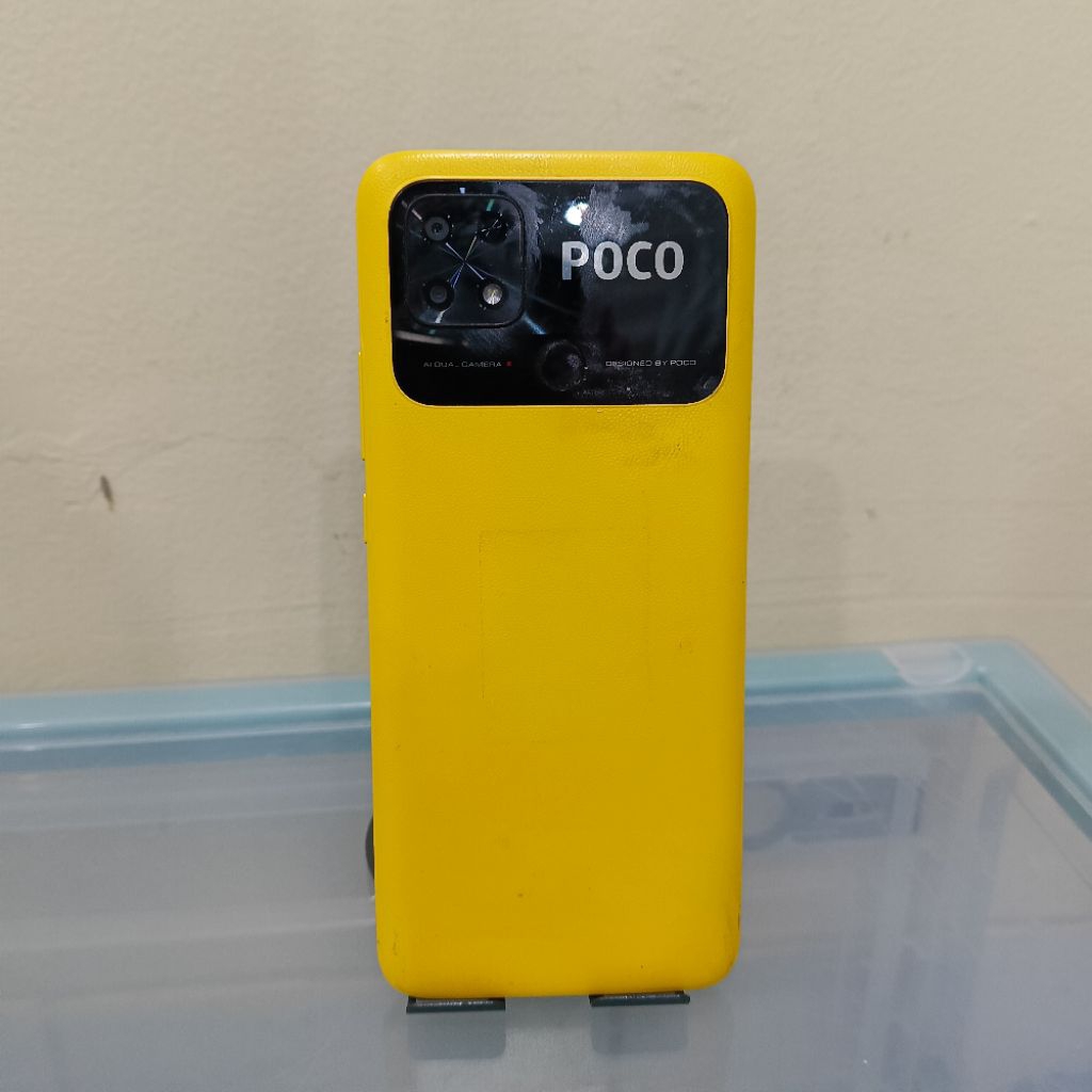 Handphone Poco C40 Ram 3 32GB (Batangan, Tanpa Charger)