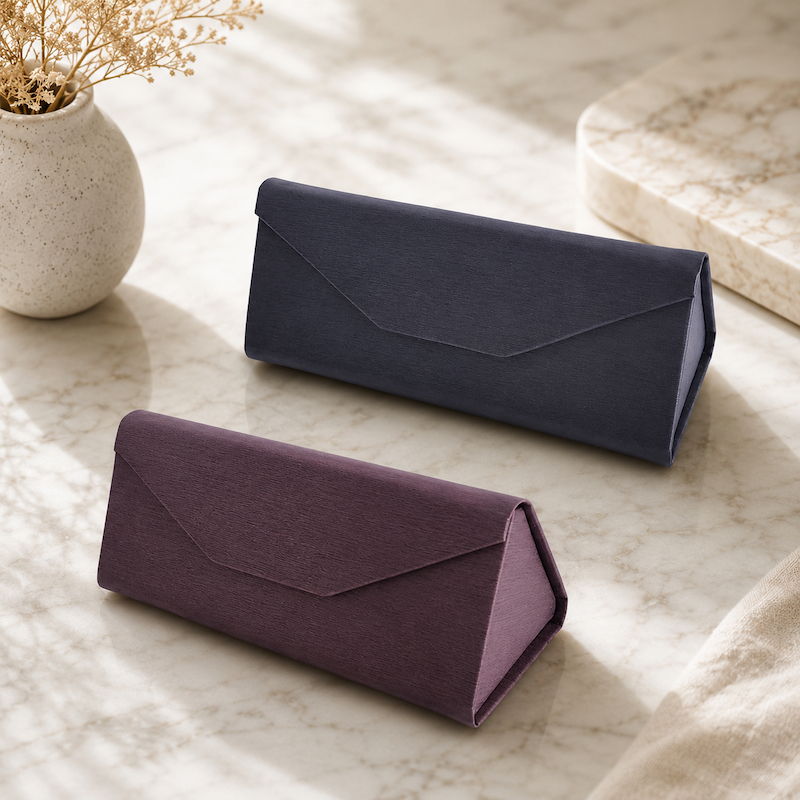 Kotak Kacamata Lipat Segitiga Hardcase PU Leather Portable Eyeglass Glasses Case Unik Elegan