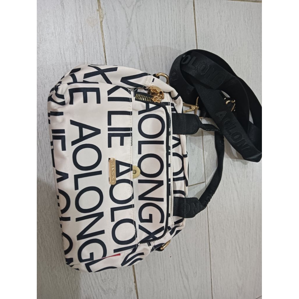Tas Selempang Aolong LIKE NEW (bekas)