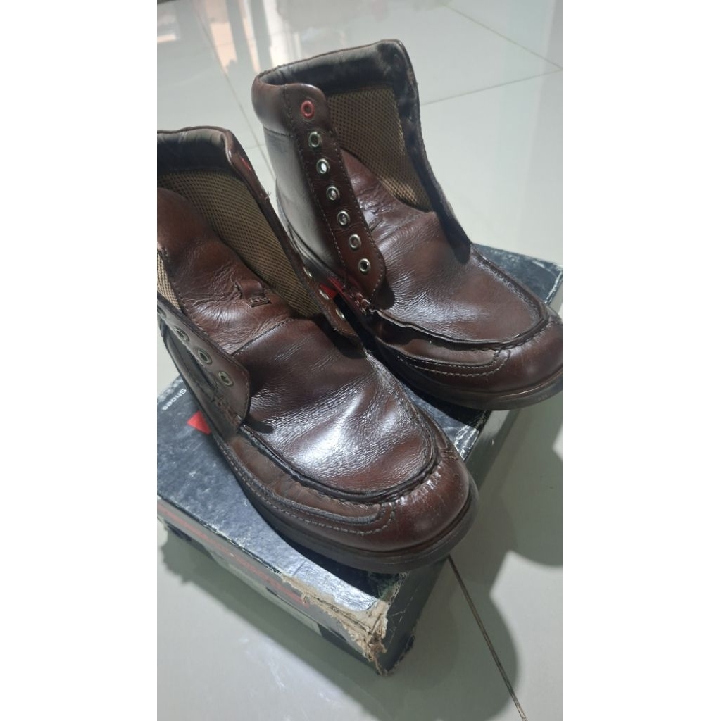 Sepatu boots gino mariani 2nd
