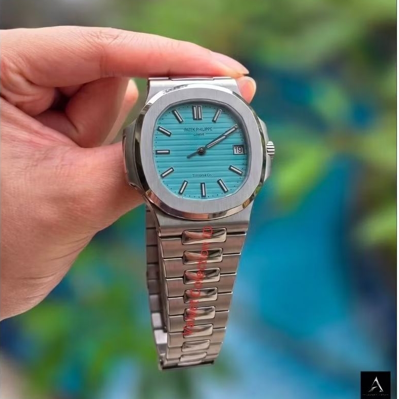vcPatek Patek Philippe Nautilus 5711 Tiffany Swiss Automatic Dial Cloning Quality