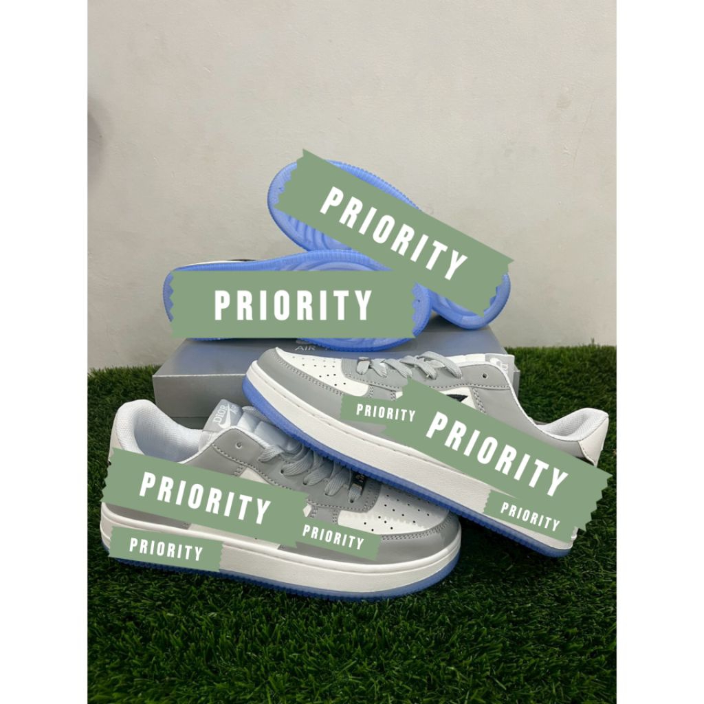 Sepatu Sneakers Dior Pria Wanita