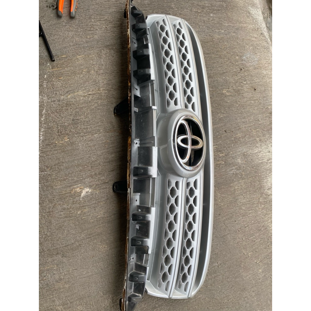 Grill Fortuner 2010