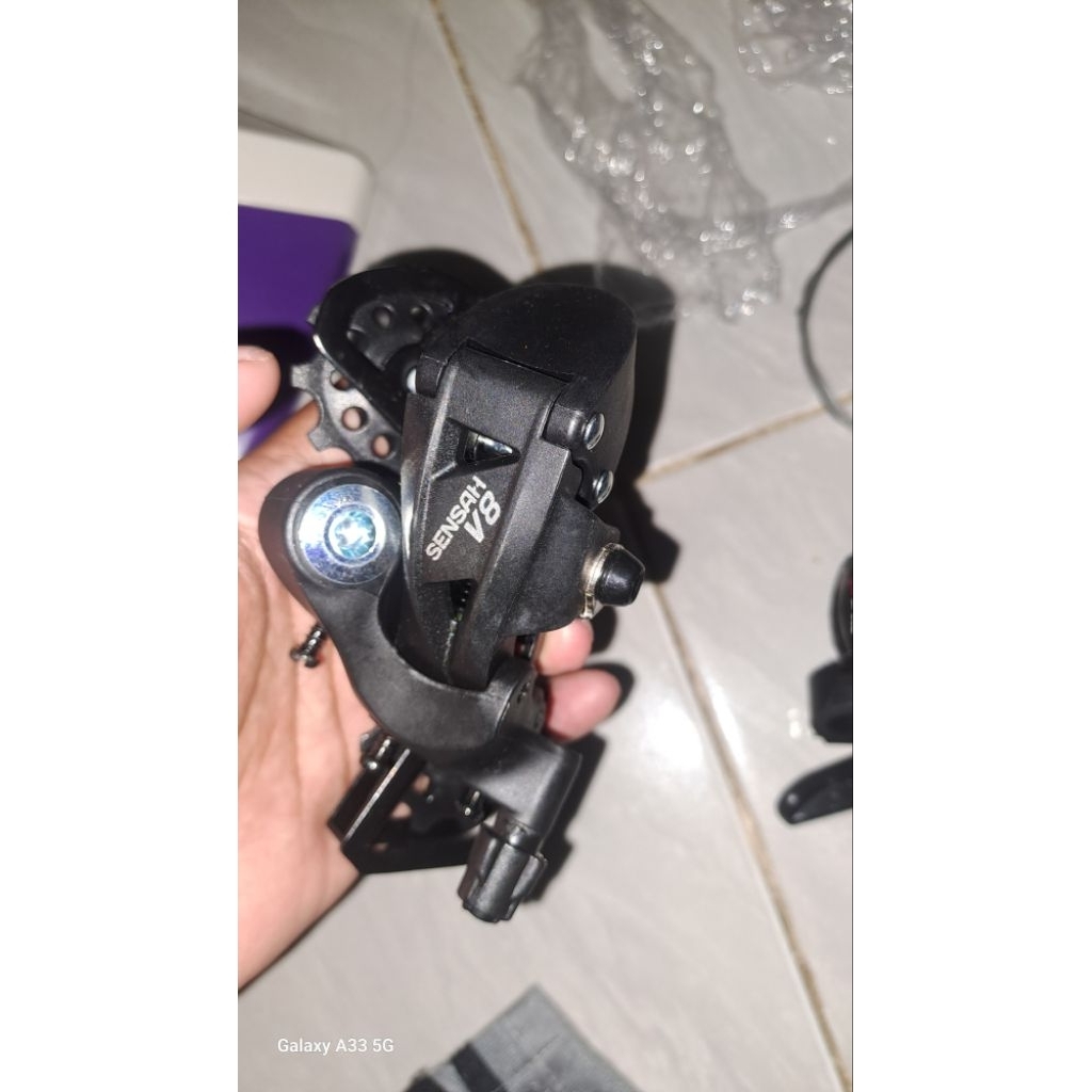 Rd Sepeda sensah V8 8speed
